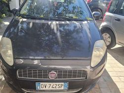 Usata 2009 Fiat Grande Punto Dynamic Due volumi | 1999 € (Buon prezzo)