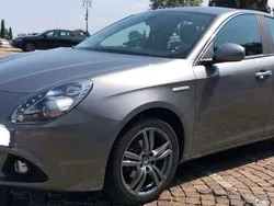 Grigio Usata 2016 Alfa Romeo Giulietta Super Due volumi | 9900 € (Buon prezzo)