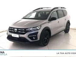 Grigio chiaro Usata 2022 Dacia Jogger Extreme Monovolume | 13.900 € (Ottimo prezzo)