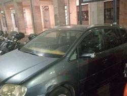 Grigio Usata 2005 VW Touran Trendline Monovolume | 4500 €