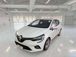 Bianco Usata 2021 Renault Clio V Business Tre volumi | 11.150 € (Buon prezzo)