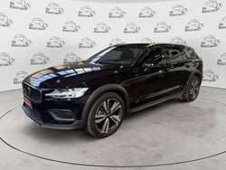 Nero Usata 2023 Volvo V60 CC Station wagon | 40.500 € (Buon prezzo)