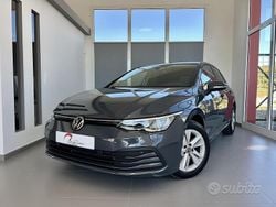 Grigio Usata 2020 VW Golf Life Tre volumi | 20.490 € (Buon prezzo)
