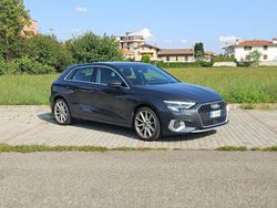 Grigio Usata 2020 Audi A3 Business Tre volumi | 25.900 € (Molto cara)