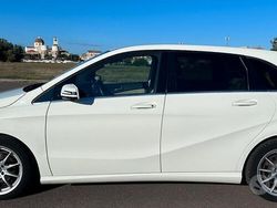 Bianco Usata 2013 Mercedes B180 Monovolume | 6900 € (Buon prezzo)