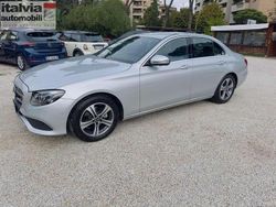 Argento Usata 2019 Mercedes E200 Exclusive Tre volumi | 28.000 € (Super prezzo)