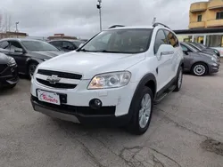 Bianco Usata 2010 Chevrolet Captiva LTZ SUV | 6490 € (Buon prezzo)