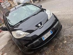 Nero Usata 2007 Peugeot 107 Due volumi | 3000 €