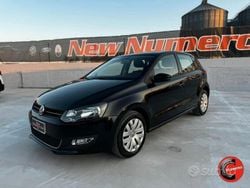 Nero Usata 2012 VW Polo Comfortline Tre volumi | 5999 € (Buon prezzo)
