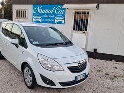 Bianco Usata 2013 Opel Meriva Cosmo Monovolume | 4500 € (Buon prezzo)
