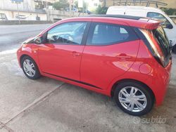 Rosso Usata 2015 Toyota Aygo Due volumi | 7000 € (Buon prezzo)