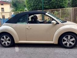 Bianco Usata 2010 VW Beetle Cabrio | 10.000 € (Cara)