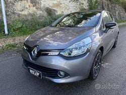 Grigio Usata 2016 Renault Clio IV Tre volumi | 8900 € (Buon prezzo)