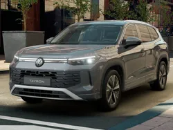 Dolphin grey metallizzato Nuova 2025 VW Tayron Life SUV | 43.500 €