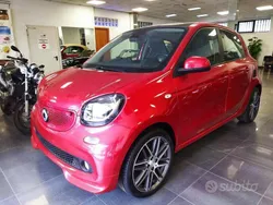 Rosso Usata 2016 Smart ForFour Brabus Tre volumi | 17.000 € (Ottimo prezzo)