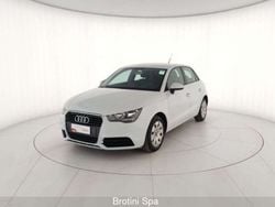 Bianco Usata 2014 Audi A1 Attraction Due volumi | 12.300 € (Cara)