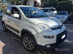 Bianco(met.) Usata 2017 Fiat Panda 4x4 S Due volumi | 9900 € (Buon prezzo)