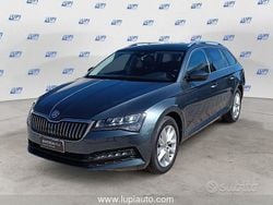 Grigio Usata 2021 Skoda Superb Executive Station wagon | 19.000 € (Ottimo prezzo)