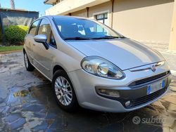 Grigio Usata 2010 Fiat Punto Evo Due volumi | 3900 € (Buon prezzo)