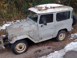 Beige Usata 1976 Toyota Land Cruiser SUV | 11.000 €