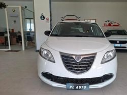 Bianco Usata 2011 Lancia Ypsilon Gold Due volumi | 6800 € (Ottimo prezzo)
