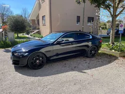 Nero Usata 2019 Jaguar XE Prestige Tre volumi | 18.900 € (Buon prezzo)