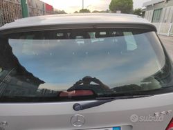 Grigio Usata 2002 Mercedes A160 Tre volumi | 1200 € (Buon prezzo)