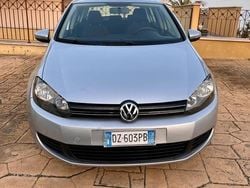 Grigio Usata 2009 VW Golf VI Tre volumi | 5200 € (Buon prezzo)