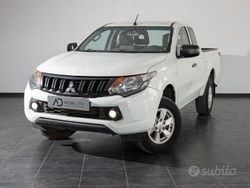 Bianco Usata 2016 Mitsubishi L200 Invite Pick-up | 14.700 € (Buon prezzo)
