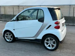 Usata 2008 Smart ForTwo Coupé Due volumi | 3900 € (Buon prezzo)
