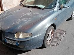 Grigio Usata 2003 Alfa Romeo 147 Due volumi | 550 € (Super prezzo)