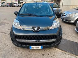 Nero Usata 2009 Peugeot 107 Allure Due volumi | 3800 € (Buon prezzo)