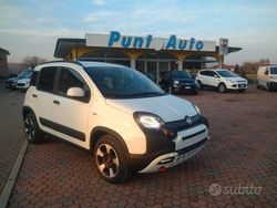 Bianco Usata 2024 Fiat Panda Cross Cross Due volumi | 16.300 € (Cara)