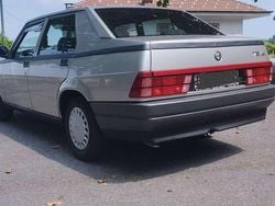 Usata 1989 Alfa Romeo 75 Tre volumi | 11.000 €