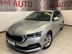 Argento Usata 2020 Skoda Octavia Executive Station wagon | 17.500 € (Buon prezzo)