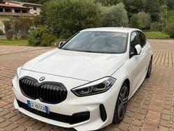 Bianco Usata 2021 BMW 120 M Sport Due volumi | 26.800 € (Buon prezzo)