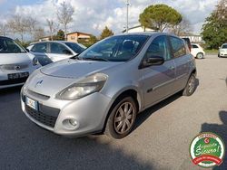 Grigio Usata 2010 Renault Clio II Tre volumi | 2950 € (Ottimo prezzo)