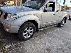 Usata 2009 Nissan Navara Pick-up | 15.000 € (Buon prezzo)