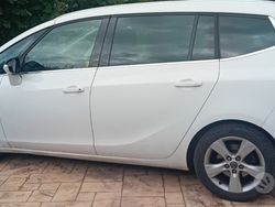 Bianco Usata 2015 Opel Zafira Tourer Monovolume | 7000 € (Cara)
