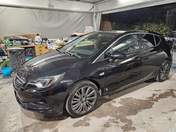 Nero Usata 2016 Opel Astra Innovation Tre volumi | 9500 € (Buon prezzo)
