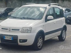 Bianco Usata 2010 Fiat Panda Dynamic Due volumi | 3200 € (Buon prezzo)