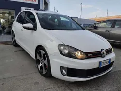 Bianco Usata 2009 VW Golf VI GTI Tre volumi | 10.900 € (Buon prezzo)