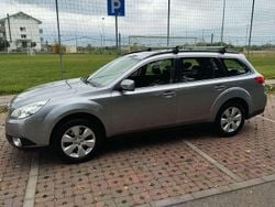 Usata 2010 Subaru Outback Station wagon | 5000 €