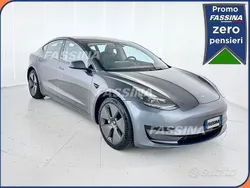 Grigio Usata 2023 Tesla Model 3 Standard Range Tre volumi | 29.900 € (Ottimo prezzo)