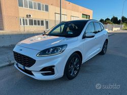 Bianco Usata 2022 Ford Kuga ST-Line X SUV | 26.500 € (Molto cara)