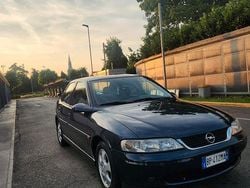 Usata 2000 Opel Vectra Tre volumi | 1600 €