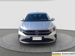 Grigio chiaro Usata 2022 VW Taigo Life SUV | 18.900 € (Cara)