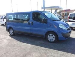 Blu/azzurro Usata 2009 Opel Vivaro Monovolume | 9950 € (Molto cara)