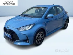 Blu metallizzato Usata 2021 Toyota Yaris Hybrid Trend Tre volumi | 17.400 € (Buon prezzo)