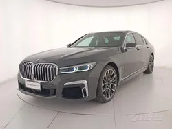 Grigio Usata 2022 BMW 740 M Sport Tre volumi | 61.800 € (Buon prezzo)